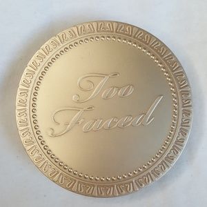 Too Faced Milk Chocolate Soleil